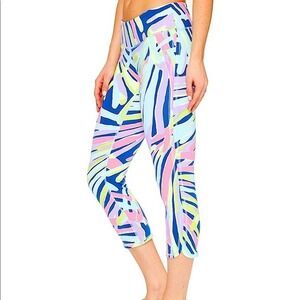 Lilly Pulitzer Luxletic Capri Leggings XS Colorful‎ Print Activewear